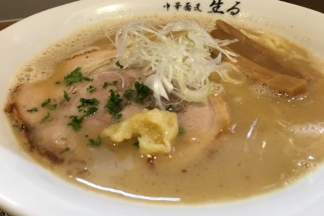 名古屋で濃厚な塩ラーメンやつけ麺を食べたい人におすすめ!「中華蕎麦　生る」