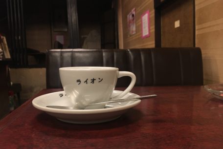 栄・広小路通の老舗喫茶店「コーヒー専門店ライオン」がリニューアルのため閉店