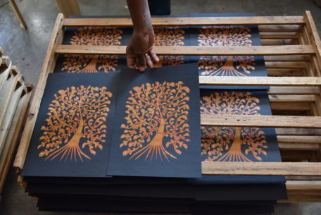 今注目の南インドの出版社「タラブックス」の展覧会が刈谷市美術館で開催