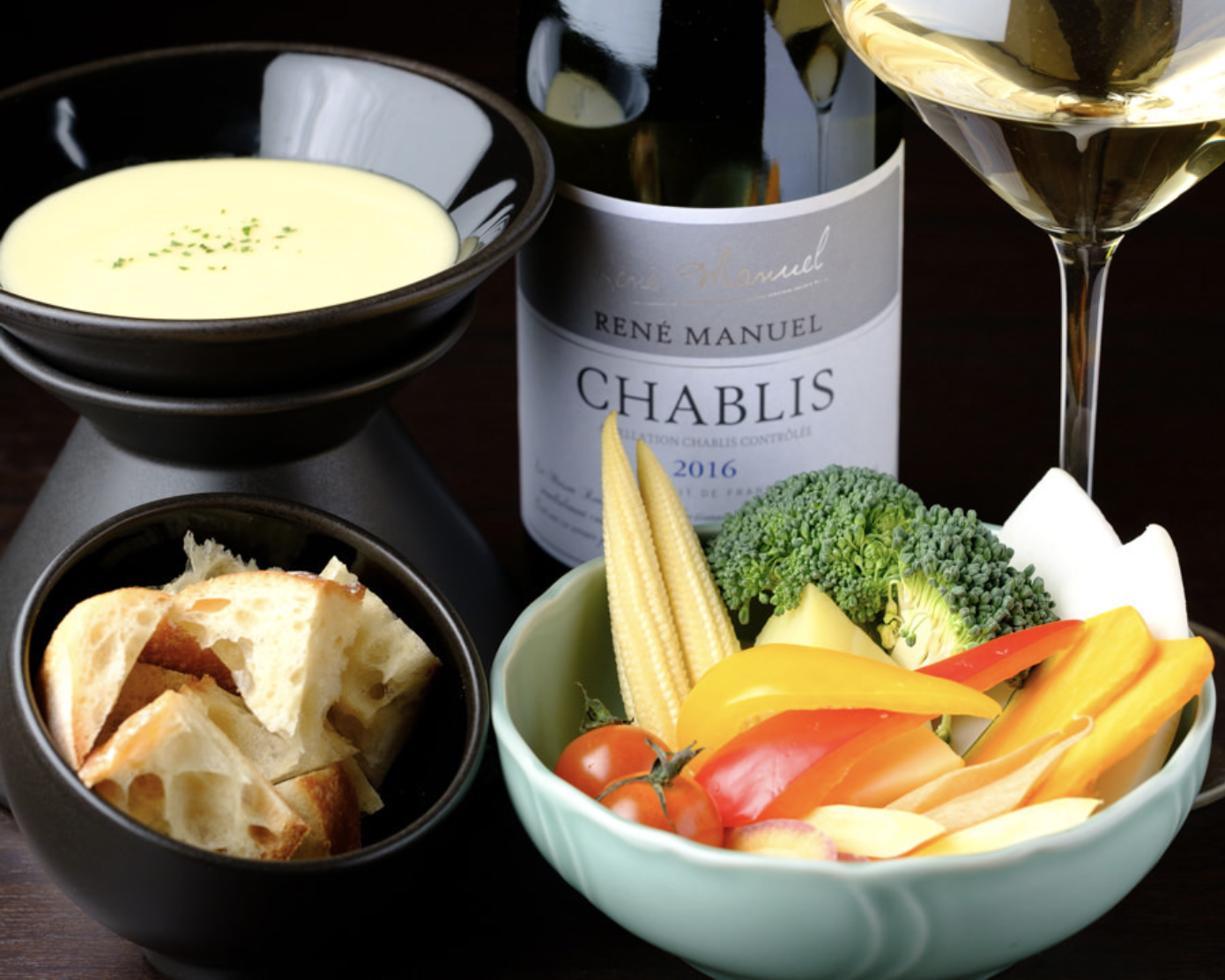 チーズ料理とワインブッフェの『Chambrer（シャンブレ）』が一社にオープン - 57f6388df0cbe3014c4f4a2fca8d32ff