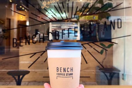 オンの日もオフの日も通いたい。平針にある「BENCH COFFEE STAND（ベンチコーヒースタンド）」