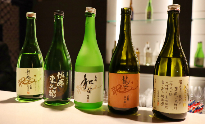 ヒルトン名古屋の日本料理「源氏」に酒バーがオープン！特選地酒と地元食材を使った創作和食とのペアリングを堪能できる