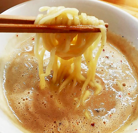 ふんわり進化系スープ！名古屋で評判の「泡系ラーメン」が食べられるお店まとめ - a