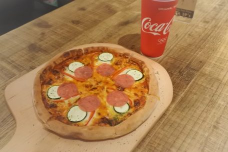 自分好みのピザを作ろう！『Pizza 3P’s』が名古屋駅の近くにオープン